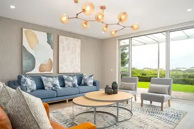 Image de Stylish 3 Bedroom Apartment on Dolphin Beach