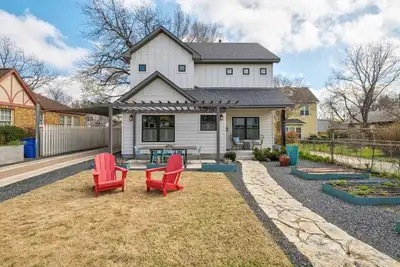 Image de A Classic Downtown Beauty