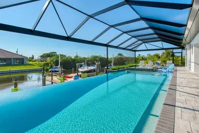 Image de Villa Ciao Bella –Heated Pool & Spa | Gulf Access | Canal View | Boat Rental + Tours Voucher Incl.