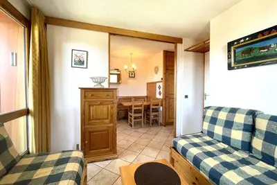 Image de À 50m des pistes de ski, 1er étage, balcon, télévision, casier à ski, 27m², Valmorel