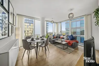 Image de Contemporary Stylish City Living