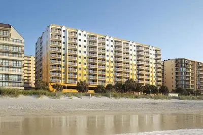 Image de Stunning North Myrtle Beach Ocean Front Villa