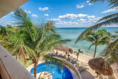 Beachfront Paradise / Sleeps 5 / Starlink + Pool\n\nShare\n\nSave