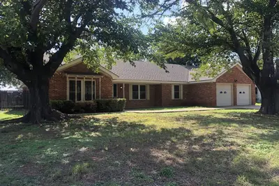 Image de Home Away From Home- Close to Dyess & Mall