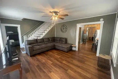 The West Virginia Way, Iron Horse Duplex