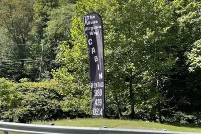 Image de The West Virginia Way, Outlaws Hideaway Cabin 4