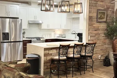 Image de Rustic Solitude 5Bdr/4Bth/2940 sqft Luxury Lodge