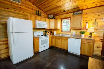 Image de Alpine Lodge|18Acres|Creek|Swim|Hiking|Atv|Cabin