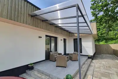 Image de Appartement de vacances Élégamment meublé avec air conditionné