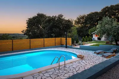 Image de Villa Manda Adriatic with heated pool (V8481-K1) - Piramatovci