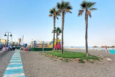 Image de Cozy apartment in Malaga 2 Minutes From the Beach in Torremolinos