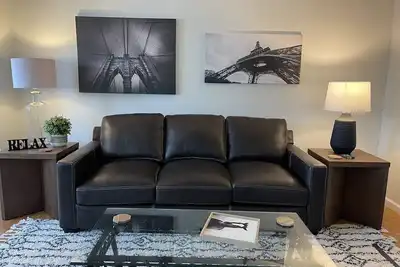 #3 Chestnut beautiful apt. 1/2 mile to Cooperstown All Star Village/Convenient
