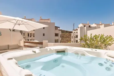 Image de Colinas-Tahona 3. 3 Penthouse Pool View & Jacuzzi 2b