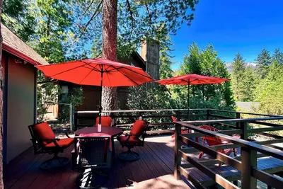 Image de Rocky Raccoon: Cabin with Scenic Views and Hot Tub Ideal for a Relaxin