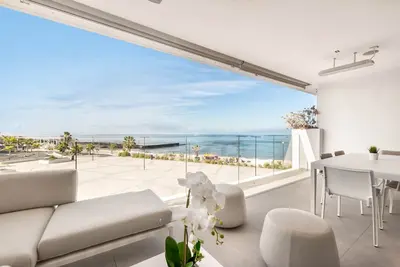 Image de Infinity 1. 7 Luxe Vue Mer  2b