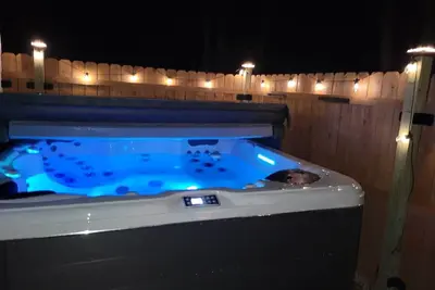 Image de Blue Anchor Cottage - private hot tub getaway!