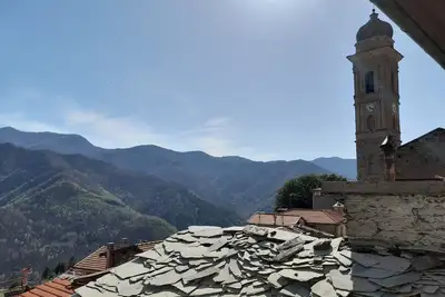 Image de Detached house in Andagna with magnificent mountain views Citra:008035-Lt-0019