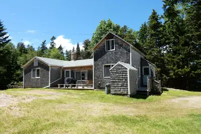 Image de Year-round Acadia Escape for Remote Workers – Strong Wi-Fi & Serene Setting