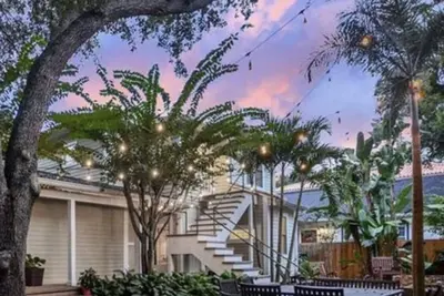 Image de Cozy South Tampa Boho Guest Cottage