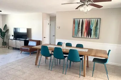 Image de Bayberry Breeze: 3b/2b Pet Friendly Private Pool Home
