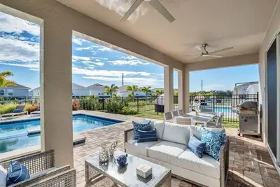 Image de Luxury 10 Bedroom Villa In Encore Resort