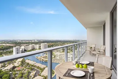 Image de Relax and Recharge! Pool, Close to Hollywood Beach