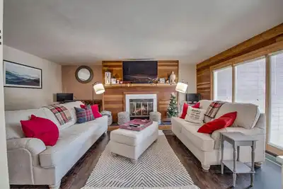 Image de Silverthorne Condo with Mtn views, Pool & Hot tub