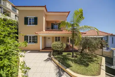 Image de Spacious house with garden and Funchal's harbour view - Vila Boa Vista