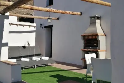 Image de Noguera House
