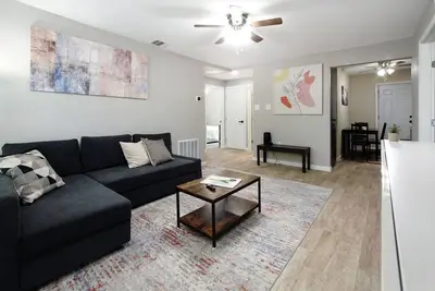 Image de Family-sized 3-Br Home by Downtown Dallas & Art District