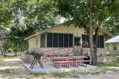 Image de New Kitchen- Riverfront Cabin - Hunt, Tx