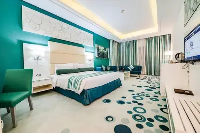 Junior Suite Near Hamdan Street By Luxury Bookings