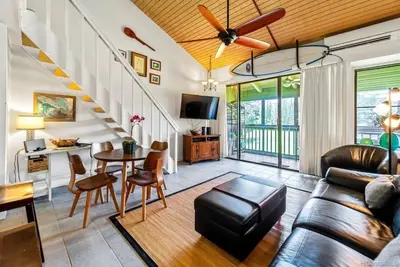 Image de Turtle Bay Townhouse Steps to the Beach!