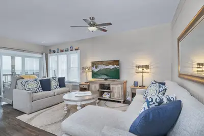 Image de 7660- Robyn's Nest, | Oceanfront | Islander Condos | Avon | Sleeps 4