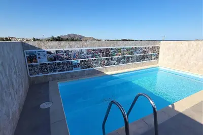 Penthouse avec piscine privée près de la plage