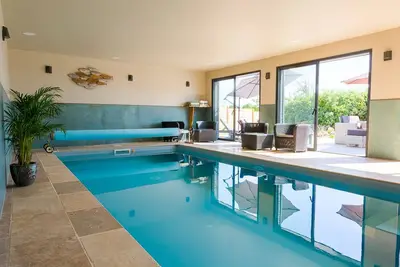 Image de Cottage with private indoor heated swimming pool, 70 m²