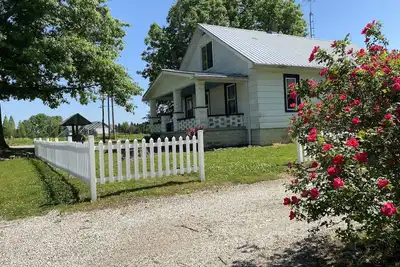 Image de 1930s Farmhouse Stay on 2 Acres