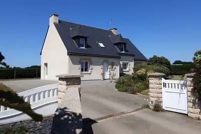 Image de Maison individuelle entre mer et campagne