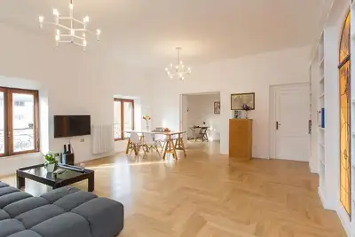 Giulio Cesare Penthouse