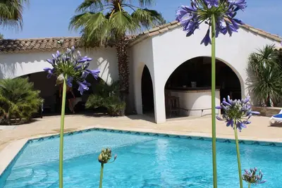 Image de Villa Mediterranea 4* 10 pers Piscine, Cuisine d'été Plancha XLPlage à vélo 15 mn