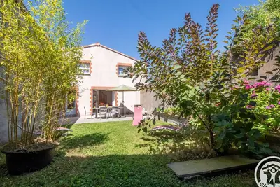 Image de Gîte familial au calme avec terrasse, proche Puy du Fou et plages vendéennes.