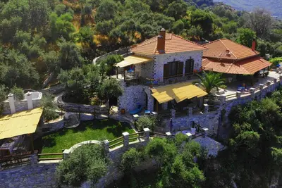 Image de Maison de vacances Agios Ioannis pour 1 - 6 personnes avec 2 chambres à coucher - Maison jumelée