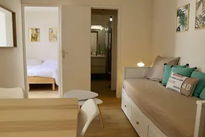 Image de Appartement T2 Rénové à 2 min de la Plage, Centre Seignosse, Tout à Pied, Draps et Ménage Inclus