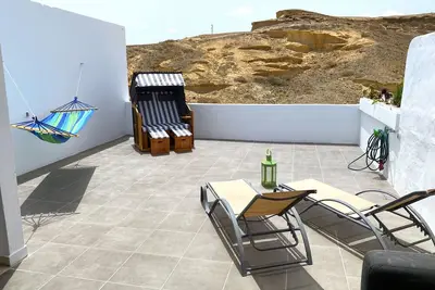Image de Close to the sea & nature. 60 sqm apartment + 60 sqm roof terrace.