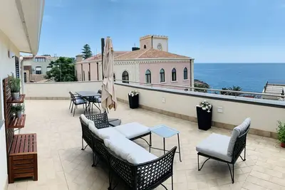 Modern luxury at Seaside in Historic Center