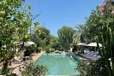 Image de \"Greta's cottage, \" with garden, swimming pool and spa hot tub