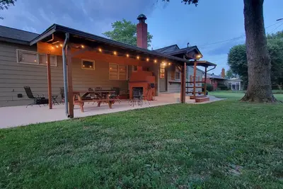 Image de Clean & Spacious Cottage – Close to Campus!
