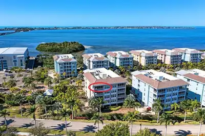 Image de Harbor Isle fir - Trois Chambres Appartement, Couchages 7