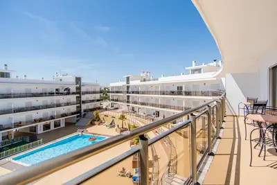 Image de Alex House - Superbe appartement avec piscine