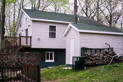 Image de Remodeled 3br 2ba Beachfront Cottage, Pet Friendly. All-Sports Lakefront